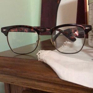Tortoise Shell Wafer Glasses